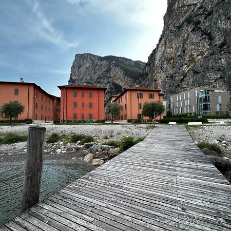 Dv Garda Suite Кампионе-дель-Гарда Экстерьер фото