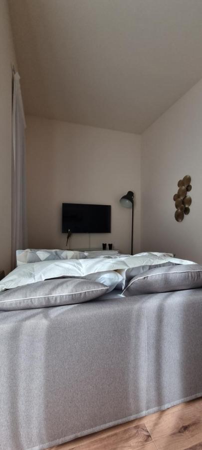 Dv Garda Suite Кампионе-дель-Гарда Экстерьер фото